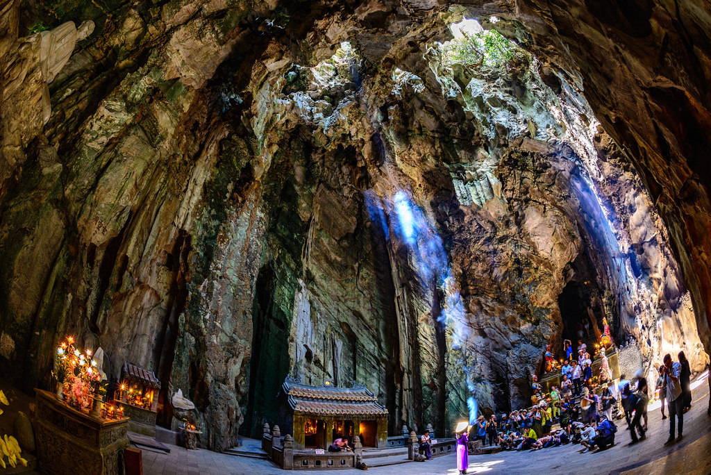 Tan Sen Cave, Da Nang, Vietnam
