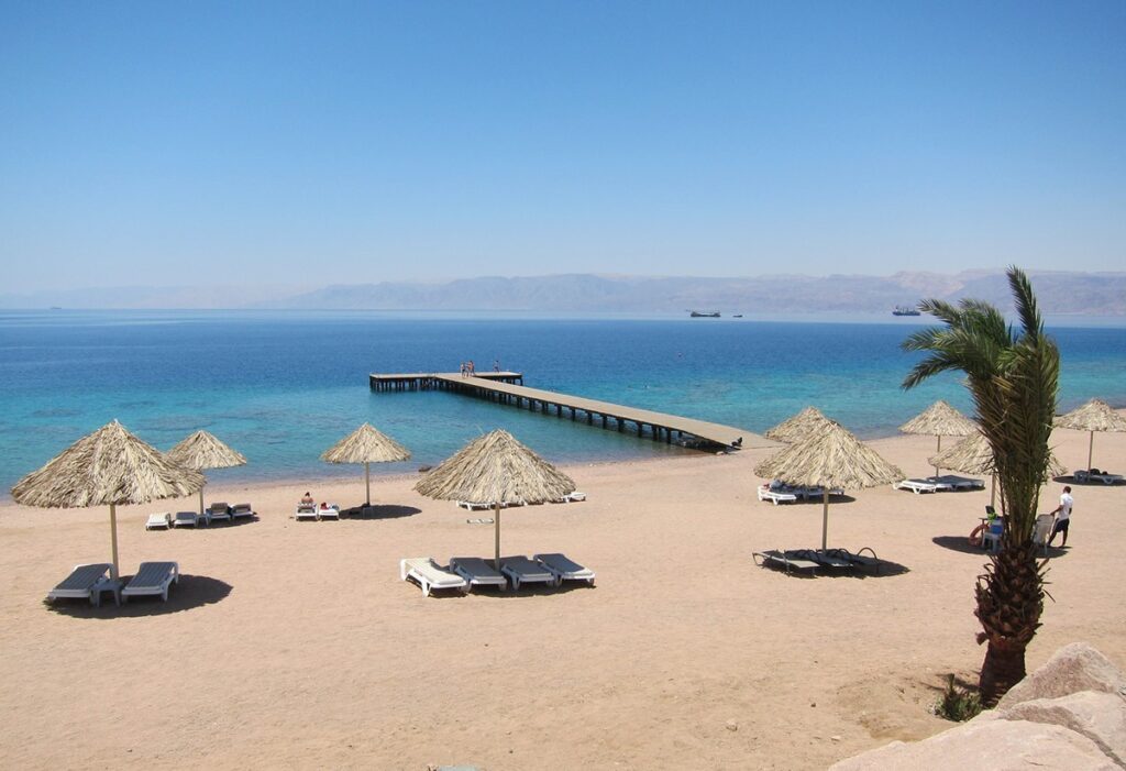 Пляжи Иордании для отдыха на море, места для купания
