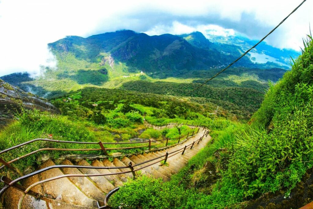 How to get to Mount Adam's Peak in Sri Lanka