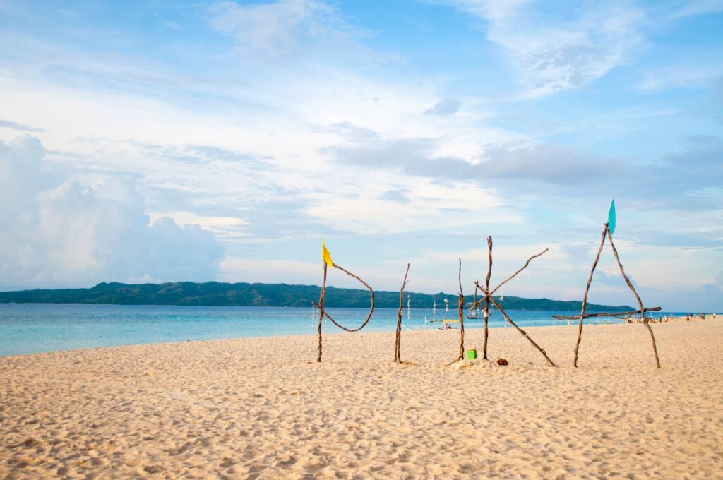 Пляж Пука на острове Боракай, Филиппины