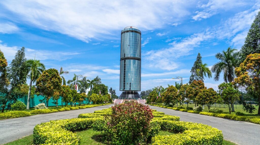 Landmark of Kota Kinabalu - Tun Mustafa Tower