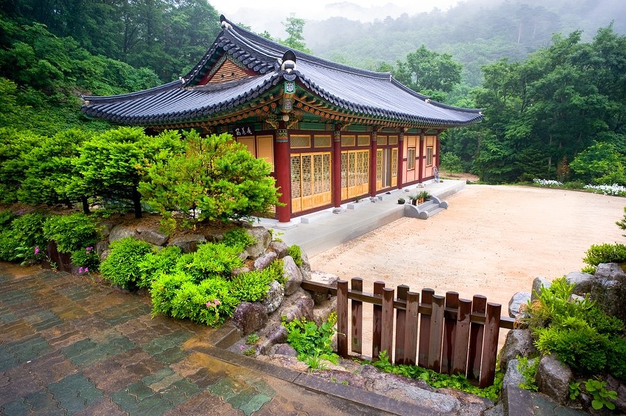 Храмы в провинции Канвондо, Южная Корея