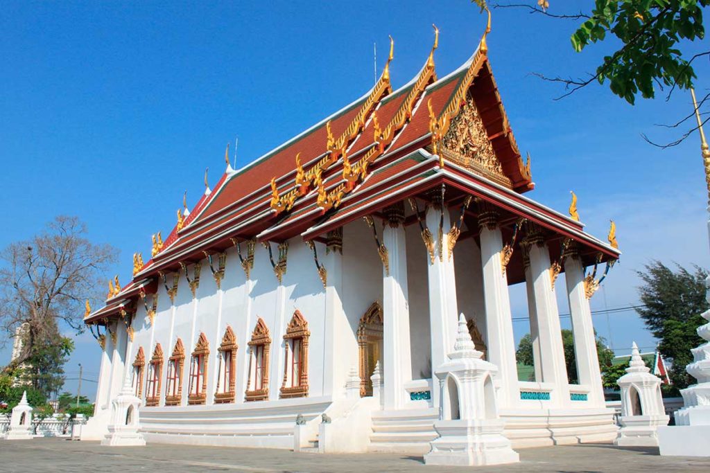 Wat Suwannaram Temple in Bangkok