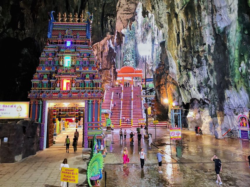 Join Batu Caves Tour on Your Honeymoon in Kuala Lumpur
