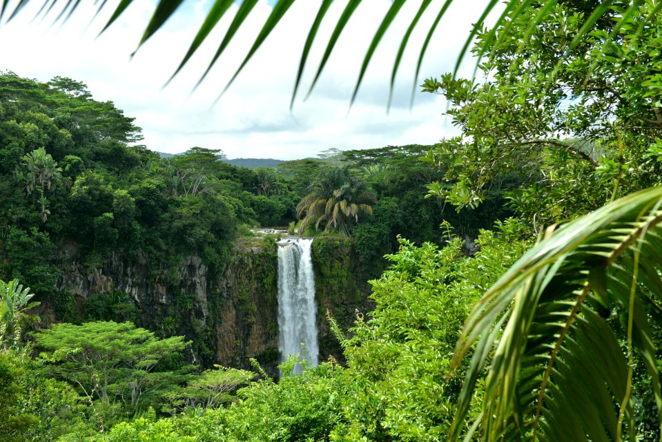 Waterfalls to visit in Mauritius for couples