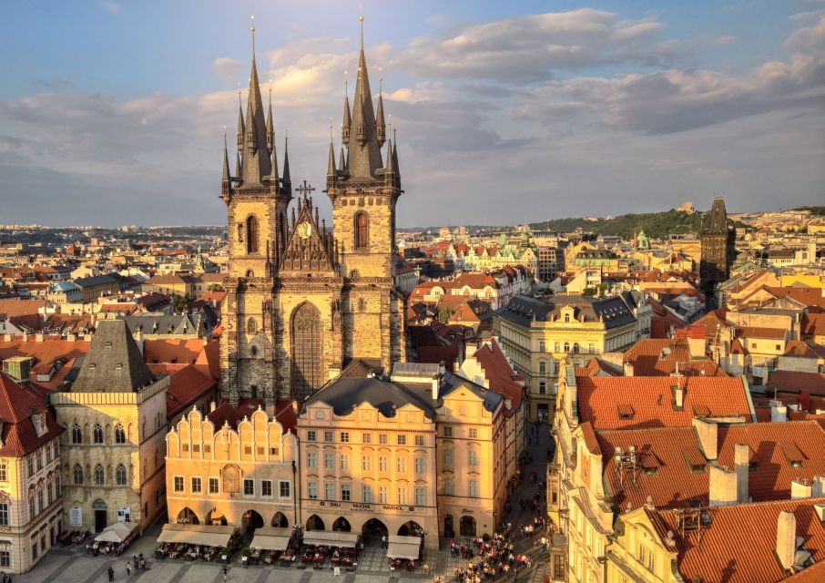 Things to see in Old Town Square in Prague 