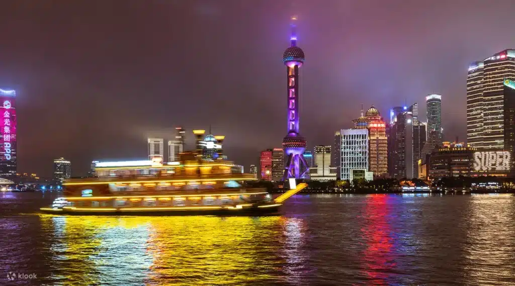Что интересного на набережной Вайтань в Шанхае
