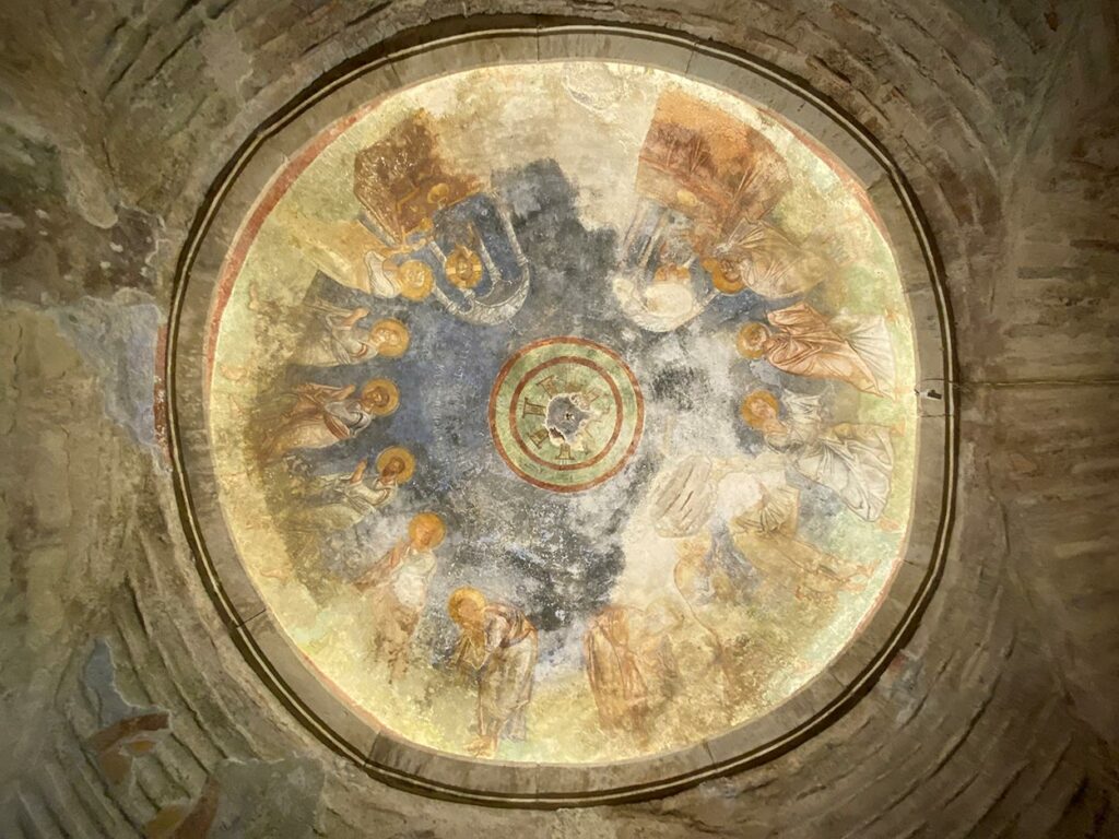 Фрески на сводах крыши в Церкви Святого Николая Чудотворца в Анталье